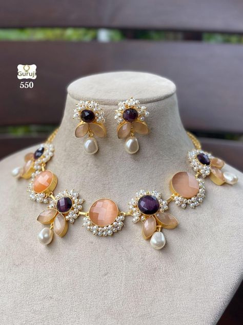 Simple Kundan Jewellery, Kundan Jewellery Set Simple, Mejuri Jewelry, Trendy Silver Jewelry, Heavy Necklace, Bridal Jewelry Sets Brides, Indian Wedding Jewelry Sets, Traditional Necklace, Beautiful Bridal Jewelry