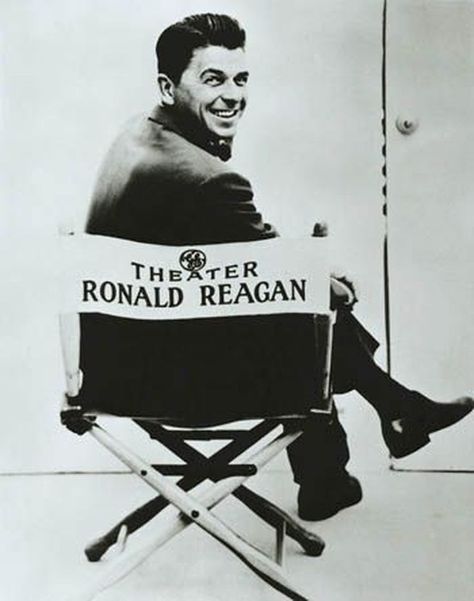 Look at These Pictures of Ronald Reagan from throughout His Life: In the Limelight Ronald Reagan Actor, Nancy Reagan, Presidential Libraries, Western Movie, Jimmy Carter, American Presidents, Ronald Reagan, General Electric, Us Presidents