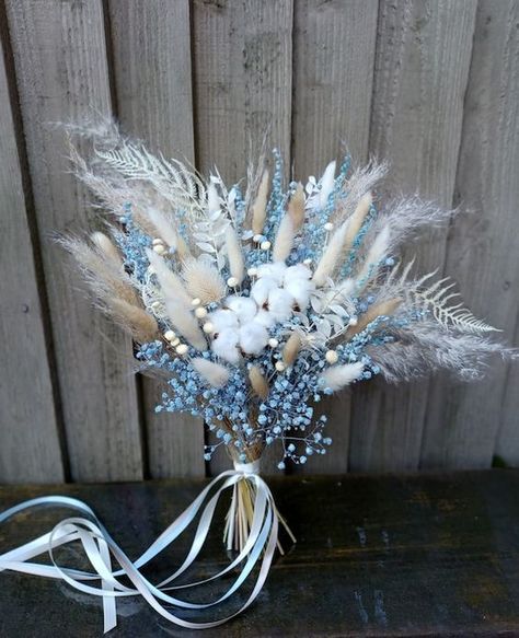 Blue Dried Flower Arrangements, Dried Wedding Bouquet, Baby Blue Wedding, Making Bouquets, Baby Blue Weddings, Bridal Bouquet Bridesmaid, Flower Girl Bouquet, Bouquet Bridesmaid, Light Blue Wedding