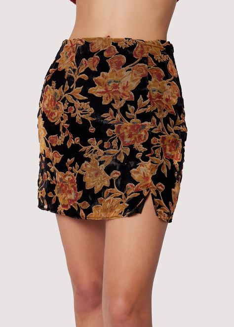 Relax and unwind in style with the Cabin Hideaway Mini Skirt. This beautiful burnout velvet mini skirt pairs perfectly with your favorite sweaters or the matching Cabin Hideaway Top. Feel both cozy and chic thanks to its timeless silhouette and luxurious, velvety texture. WSWH06301 Imported Model is 5 ft 11 inches; Bust: 32", Waist: 23.5", Hips: 35" and wearing a size Small Runs true to size Hand wash or wash with gentle cycle with cold water with like colors, Air dry to avoid shrinkage Velvet Skirt Outfit, Autumn Skirts, Boho Mini Skirt, Mini Skirt And Boots, Printed Skirt Outfit, Patterned Skirt, Velvet Mini Skirt, Relax And Unwind, Burnout Velvet