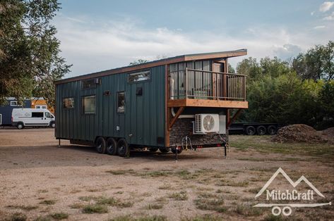 Lisa tiny house takes small living to a ‘spacious’ high if you don’t mind a permit to tow it - Yanko Design Industrial Tiny House, Small Desk Area, Rustic Tiny House, Loft Style Bedroom, Tiny House Builders, Rustic Exterior, Tiny House Floor Plans, Tiny House Movement, Tiny Houses For Sale