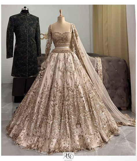 Grand Dresses For Marriage Indian, Lengha Choli For Wedding, Bridal Gowns Indian Receptions Wedding Dresses, Reception Dress Bride Indian Gown Saree, Reception Dress Bride Indian Lehenga, Engagement Dress For Bride Indian, Groom Wedding Outfits, Desi Bridesmaids, Bride And Groom Wedding Dress