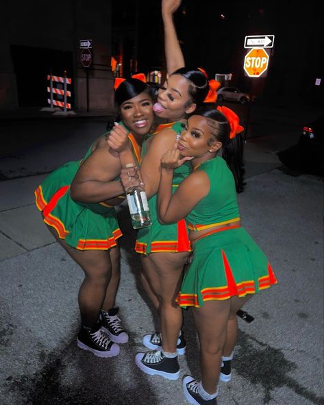 Cute Party Costumes, Trio Halloween Costumes Baddie, Halloween Costumes Duo Black People, Halloween Costumes Black Women Group, 3 Trio Halloween Costumes, Group Halloween Costumes Black People, Baddie Halloween Costumes Group Of 3, Holloween Costume Ideas For Friends Of 3, Halloween Costume Ideas Group Of 4