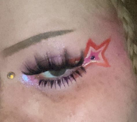 Lesbian Flag Makeup, Pride Makeup, Lesbian Flag, Concert Fits, Makeup Looks, Eye Makeup, Flag, Concert, Makeup