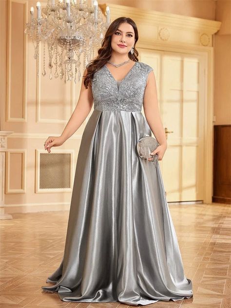 Maxi Dress Designs, Combination Fashion, 1920s Flapper Dress, Plus Size Formal, Plus Size Formal Dresses, Gala Dinner, فستان سهرة, Floor Length Gown, Stunning Gowns