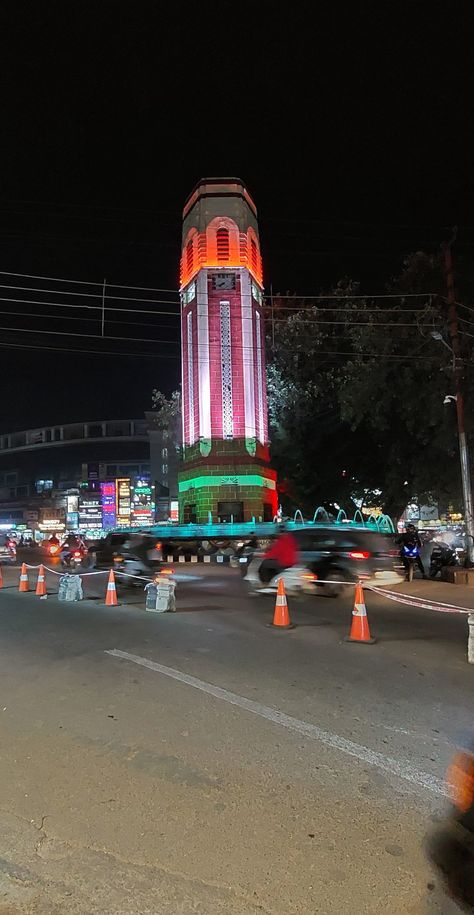 Clock Tower Dehradun Night View, Dehradun Snap, Dehradun Snapchat, Dehradun Aesthetic, Dehradun Photography, Iphone Red Wallpaper, Attitude Bio, Attitude Bio For Instagram, Manoj Kumar