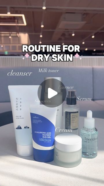 Blooming KOCO K-Beauty Store on Instagram: "A skincare routine recommendations for dry skin! 🩵🩵🩵 

#dryskin #dryskincare #dryskincareroutine #dryskintips #skincareroutine #skincareproducts #koreanskincare #koreanskincareroutine #koreanskincarerecommendation #skincarerecommendations" Korean Friends, Recommended Skin Care Products, Dry Skin Care Routine, Serum Cream, Korean Skincare Routine, Dry Skin Care, Skin Tips, Beauty Store, K Beauty