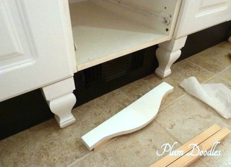 Make a Bathroom Vanity look like Furniture Kitchen Cabinets Makeover, Furniture Stores, Kitchen Redo, Cabinet Styles, Diy Home Improvement, Repurposed Furniture, Diy Bathroom, Fixer Upper, Cabinet Furniture