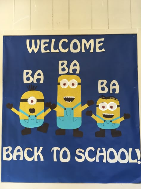 Back to school minion bulletin board Minion Back To School Bulletin Board, Despicable Me Bulletin Board, Welcome Back To School Posters Ideas, Welcome Back To School Board Ideas, Minion Bulletin Board Ideas, Welcome Back To School Door Ideas, Welcome Back Bulletin Board Ideas, Kindergarten Back To School Bulletin, Back To School Poster Ideas