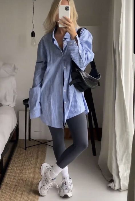 New Balance 530 Outfit, Looks Adidas, Look Legging, New Balance Outfit, Looks Street Style, Sport Chic, Athleisure Outfits, Sporty Outfits, Looks Style