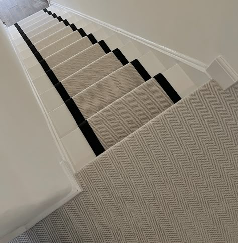 Neutral Carpet Stairs And Landing, Stair Runner Black, Grey Painted Stairs With Runner, Runner Carpet, Hallway With Stair Runner, Runners For Stairs, Rug On Stairs, Stair Carpets, Staircase Runner Carpet