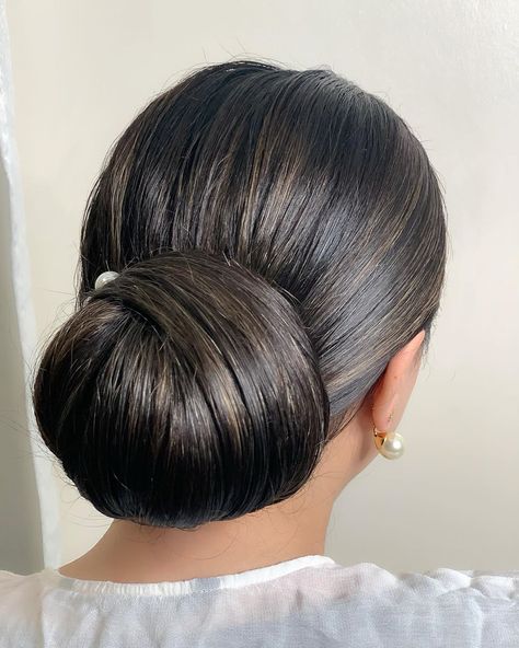 Sleek Back Hair, Burnt Hair, Big Bun Hair, Bridal Bun, Extremely Long Hair, Long Silky Hair, Big Bun, Long Hair Updo, Bun Hair