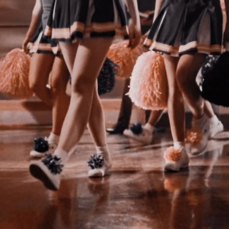 Hawkins Cheerleader Aesthetic, 80s Cheerleader Aesthetic, Cheer Girl Aesthetic, Hawkins High Cheerleader, Hawkins Cheerleader, High School Cheerleader Aesthetic, Chrissy Aesthetic, Cheerleading Aesthetic, Cheerleader Aesthetic