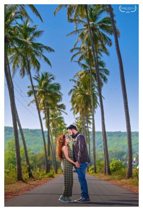 Couple shoot in Goa Goa Picture Ideas Couple, Parra Road Goa Photoshoot, Goa Photography Ideas, Couple Poses In Goa, Goa Couple Poses, Couple Photo Poses In Goa, Goa Couple Photoshoot, Beach Poses For Couples, Goa Wedding