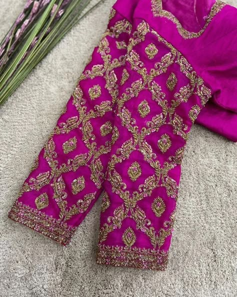 Dm@9640490158 Designer Emblished maggam work customised blouses Fabric: cottonsilk Dispatch: 4 days Price : .4000unstitched 4550stitched Colours and sizes can be customised accordingly Plain Blouse Designs, Cut Work Blouse, Netted Blouse Designs, Blouse Works, Latest Bridal Blouse Designs, Maggam Work Blouse, Maggam Work Designs, Latest Blouse Designs Pattern, New Saree Blouse Designs