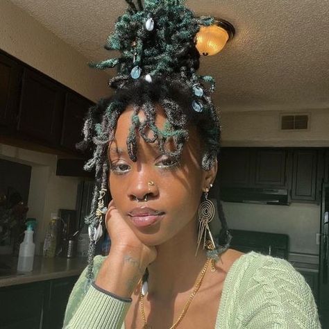 Short Locs Hairstyles Barrel Twist, Natural Locs, Short Locs Hairstyles, Dreadlock Styles, Dope Hairstyles, Looks Black, Locs Hairstyles, Hair Reference, Loc Styles