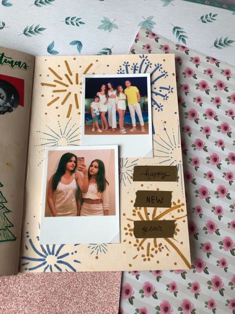 therealteenlife Memory Pages Ideas, Scrapbook With Letters, Scrapbook Ribbon Ideas, Birthday Page Scrapbook Ideas, Scrapbook Ideas New Year, Scrapbook Ideas With Polaroids, Picture Notebook Ideas, One Year Scrapbook Cover, Scrapbook School Years