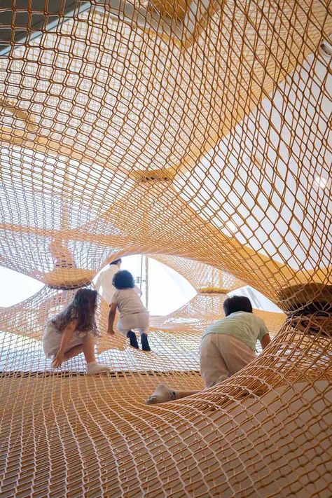 Suspended Net, Qatar Museum, Playground Mural, Space Moodboard, Mall Santa, Museum Architect, Playgrounds Architecture, Contemporary Museum, Architectural Diagrams