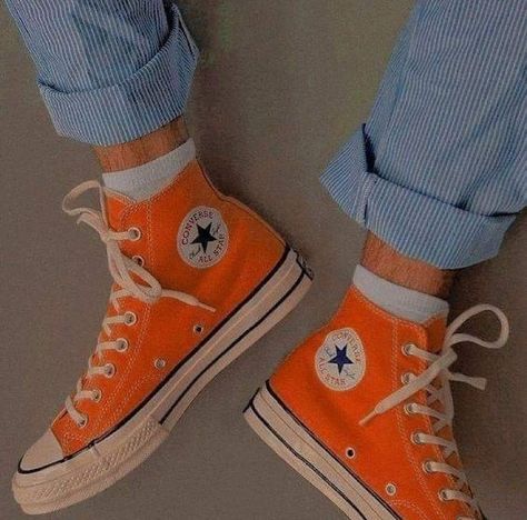 Converse Orange, Orange Converse, Look 80s, Kageyama X Hinata, Kuroo Tetsurou, Kenma Kozume, Look Retro, Orange Aesthetic, Aesthetic Shoes