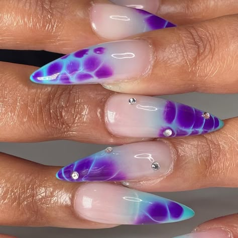 Purple Nail Art Designs, Blooming Gel, Purple Nail Art, Star Nail Art, Gel Nail Art Designs, Tie Dye Nails, Purple Nail Designs, Nail Art Trends, Cute Nail Art Designs