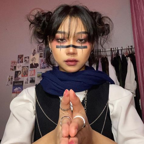 Choso Inspo Outfit, Choso Costume Women, Choso Cosplay Outfit, Diy Choso Cosplay, Choso Makeup Girl, Brown Cosplayers, Jjk Choso Cosplay, Chose Hairstyle, Anime Face Makeup