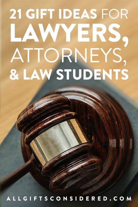 Gift Ideas for Lawyers: An Inspiring Guide to Legal Gifts Attorney Gifts Ideas, Gifts For Passing The Bar Exam, Gift For Advocate, Lawyer Gifts Law Students, Law School Graduation Gift Ideas, Lawyer Gifts For Men, Law School Gifts, Law School Supplies, Lawyer Gift Ideas