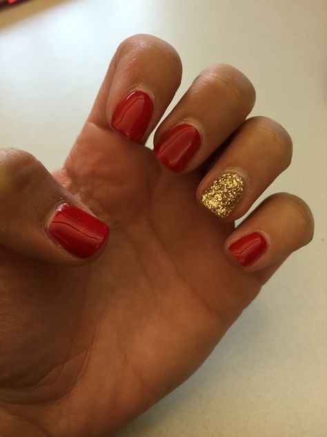 Red and gold gel nails Red And Gold Nails Short Gel, Christmas Nail Red And Gold, Red And Gold Dip Nails, Red And Gold Short Nails, Red And Gold Gel Nails, Red With Gold Nails, Red And Gold Nails Short, Red Nails With Gold Glitter, Holiday Nails Dip Powder