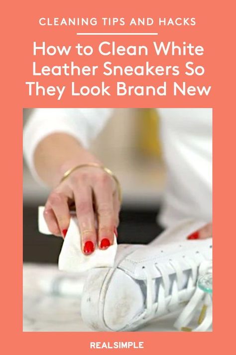 White Tennis Shoe Cleaning Hacks, How To Clean Leather Sneakers, Cleaning White Sneakers Diy, How To Clean White Adidas Shoes, Clean White Leather Sneakers, White Sneaker Cleaner Diy, How To Clean Adidas Shoes, How To Clean White Tennis Shoes By Hand, How To Clean White Leather Shoes