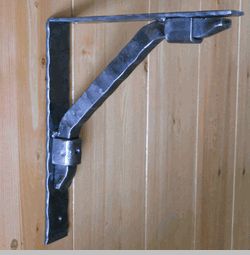 Angle Iron Counter Support Bracket Bath Soap Homemade, Wrought Iron Corbels, Metal Corbels, Countertop Support Brackets, Countertop Support, Steel Shelf Brackets, Blacksmith Projects, Iron Accents, Iron Brackets