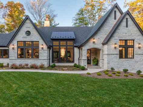 Two Peak House Exterior, One Level English Cottage, Modern Rustic Craftsman, Modern Irish House Plans, House Exterior Design Traditional, Exterior Truss Design, Belgium Countryside Interior Design, Belgian Home Design, Stucco Siding Combination