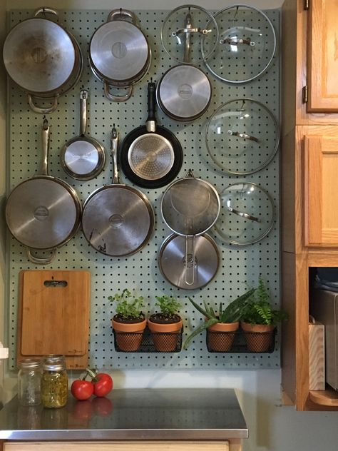 How To Hang Pans In Kitchen, Peg Board Plate Organizer, Ikea Peg Board Kitchen, Cast Iron Pegboard, Pegboard Wall Kitchen, Peg Board Cabinet, Peg Board Organization Kitchen, Pegboard Pots And Pans, Pegboard For Kitchen