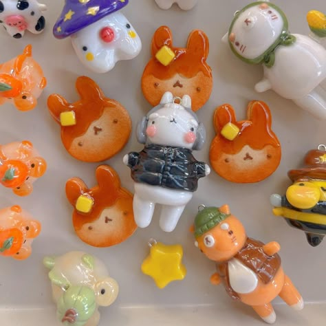 tammy dinh 🌷 art & lifestyle (@uncomfy.co) • Instagram photos and videos Uncomfy Co, Easy Polymer Clay, Diy Air Dry Clay, Sculpture Art Clay, Art Lifestyle, Christmas Clay, Clay Crafts Air Dry, Cute Polymer Clay, Clay Food