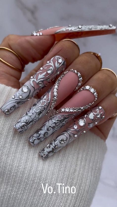 Nail Designs Bling, Valentines Nail, Valentines Day Nails, Art Deco Nails, Fancy Nails Designs, Nails Design With Rhinestones, Dope Nail Designs, Nail Art Designs Videos, Unique Acrylic Nails