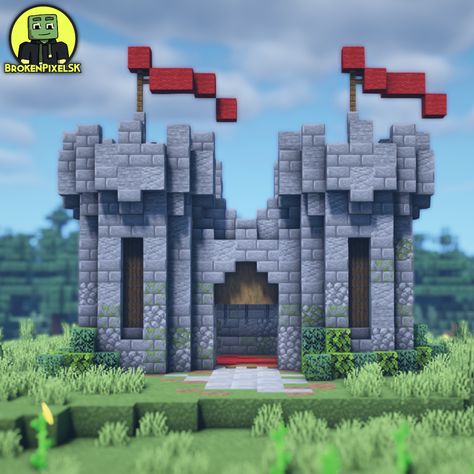 Castle Easy Minecraft, Castle In Minecraft Easy, Small Medieval Castle Minecraft, Small Castles Minecraft, Minecraft Castle Ideas Easy, Starter Minecraft Base, Minecraft Castle Ideas Simple, Minecraft Starter Castle, Simple Minecraft Castle