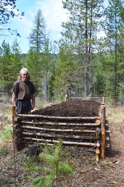 An improved hugelkultur bed for older homesteaders | Joybilee® Farm | DIY | Herbs | Gardening | Farm Diy, Raised Vegetable Gardens, Building A Raised Garden, Fall Garden Vegetables, Permaculture Gardening, Garden Compost, Veg Garden, Have Inspiration, Vegetable Garden Design