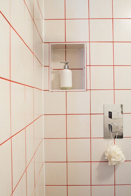 Bathroom Grout, Painting Bathroom Tiles, Black Subway Tiles, Colorful Bathroom Tile, Blue Subway Tile, Coloured Grout, White Bathroom Tiles, White Subway Tiles, Black Tiles