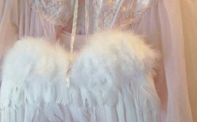 Sweetheart/Angel | What type of little are you? Angelcore Icon, Angel Core Aesthetic, Mbti Infj, Reading People, Angelic Aesthetic, Angelcore Aesthetic, Angel Aesthetic, Different Aesthetics, White Angel