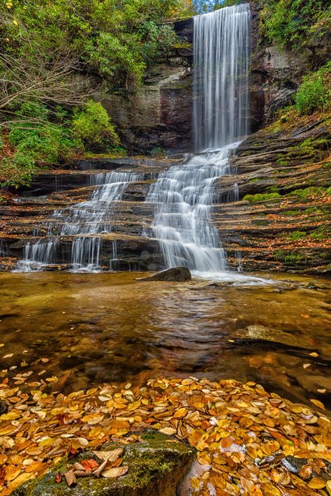 https://flic.kr/p/ZK4s2b | Raven Rock Falls | Lake Toxaway, NC Lake Keowee, Spring Hiking, Pisgah National Forest, Autumn Lake, Small Waterfall, Lake Cottage, Enjoy Nature, Blue Ridge Mountains, Nature Trail