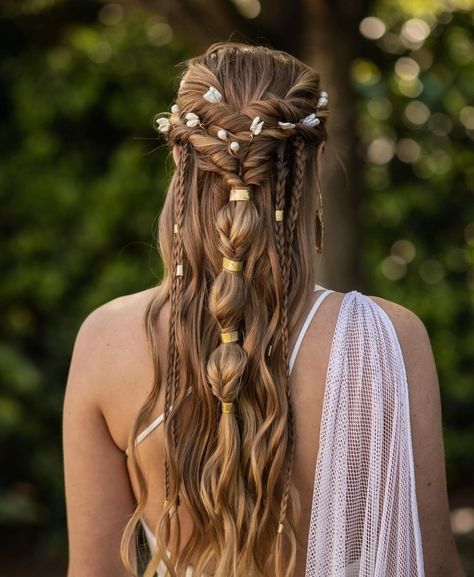 Bridal Viking Hair, Boho Viking Wedding Hair, Pagan Wedding Hairstyles, Celtic Wedding Hairstyles, Native American Wedding, Pagan Wedding, Viking Hair, Celtic Wedding, Strawberry Blonde