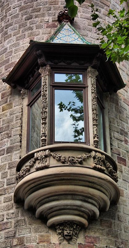 WINDOWS | MARÍA VICTORIA GUERRERO CATALÁN Trujillo, Extremadura, Spain | Flickr Arte Art Deco, برج العرب, Castle Window, Bay Windows, Lan Can, Barcelona Catalonia, Beautiful Windows, Beautiful Doors, Architectural Details