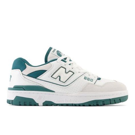 School Lifestyle, Sneaker New Balance, Sneakers Noir, Green Trainers, Zapatillas New Balance, Green Sneakers, Nike Dunk High, New Balance Sneakers, New Balance Men