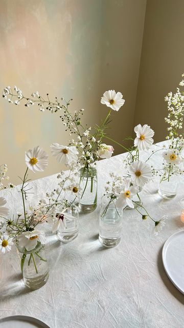 Deco Champetre, Tafel Decor, Elegant Baby Shower, Wedding Table Flowers, Baby Shower Table, Wildflower Wedding, Deco Floral, Wedding Mood Board, Wedding Mood