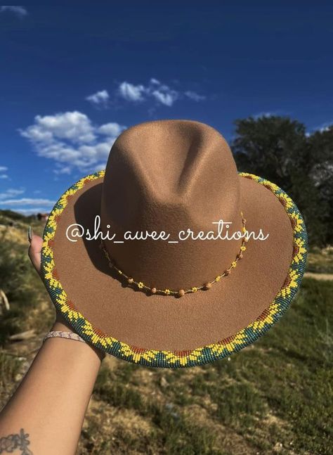 The Indigenous Bead Life | ✨Yá'át'ééh✨ | Facebook Beaded Hat Brim Patterns, Beaded Hats Native American, Hat Beading, Beaded Hat Band Patterns, Beaded Sunflower, Beaded Clothes, Beaded Hats, Beads Clothes, Sunflower Hat