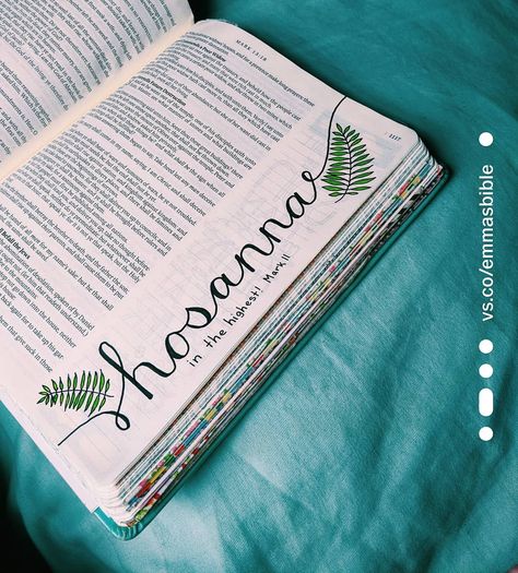 Journaling Ideas Drawings, Bible Drawings, Happy Palm Sunday, Bible Lettering, Bible Doodles, Journal Bible Quotes, Inspire Bible, Bible Drawing, Journal Bible