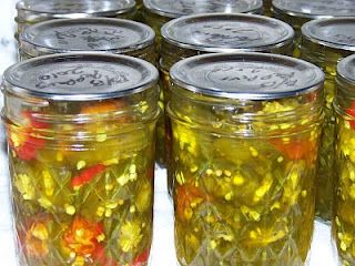 bread and butter pickled jalapenos Bread And Butter Jalapenos, Marinated Peppers, Homestead Canning, Recipes For Canning, Canning Peppers, Canned Jalapenos, Cowboy Candy, Pickled Peppers, Banana Peppers