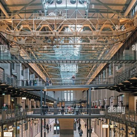 Recently opened Art Deco Turbine Hall A shopping centre, inside refurbished Battersea Power Station Interior, Wandsworth, Southwest London. Turbine Hall, Battersea Power Station, Open Art, Shopping Centre, Power Station, Street Scenes, Shopping Center, Stock Images, Art Deco