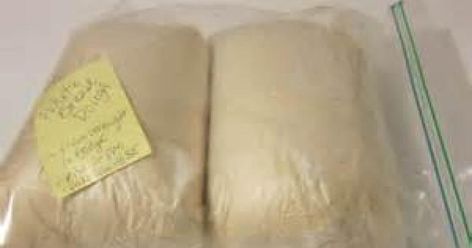 How to Freeze unbaked bread dough Freeze Bread Dough, Freezing Bread Dough, Frozen Dough Recipes, Freeze Bread, Freezing Bread, Homemade Bread Dough, Home Made Bread, Bread Ideas, Freezer Dinners