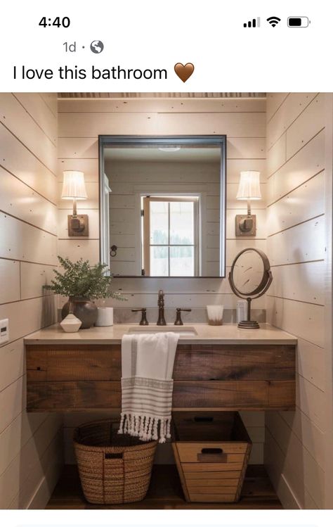 Industrial Bathroom Decor, Small Bathroom Layout, Farmhouse Bathroom Vanity, Cabin Bathrooms, Rustic Bathroom Designs, Industrial Bathroom, Modern Farmhouse Bathroom, Industrial Space, Rustic Bathrooms