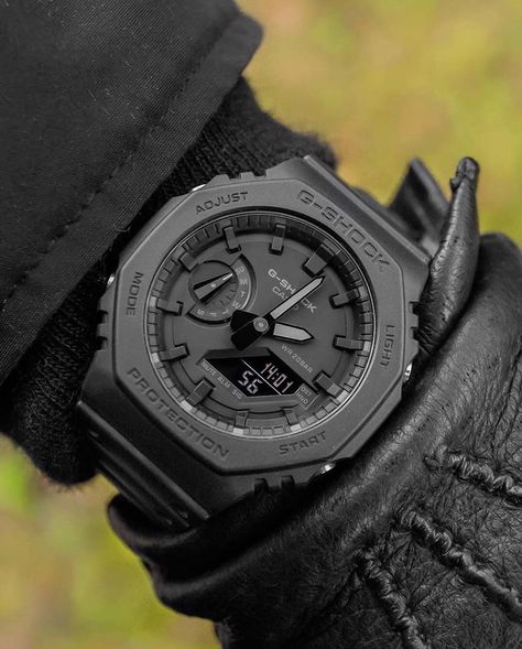 Complicated Watches on Instagram: “The Black Casio G-Shock aka ’CasiOak’ ⚫⚫ How about that?😎👌🏼 ~ 📸 @gulenissen” Gucci Watches For Men, G Shock Watches Mens, G Shock Black, Tactical Watch, Casio G Shock Watches, Stylish Watches Men, Gucci Watch, Dream Watches, Men Stylish Dress