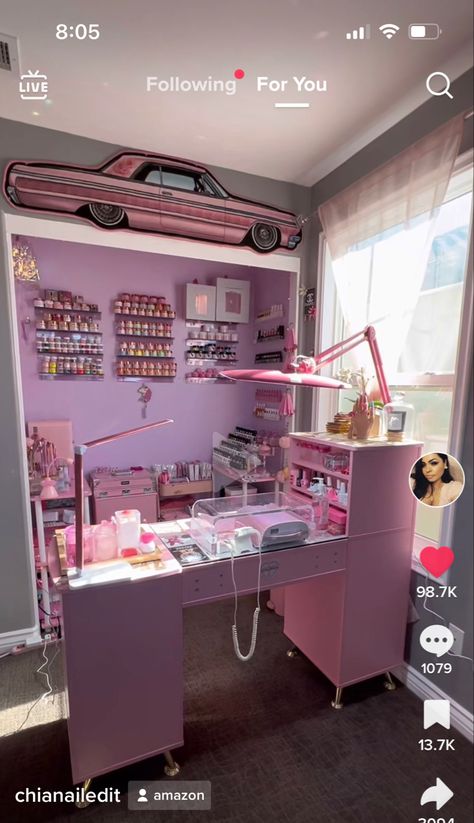 Nail Tech Room Organization, Nail Room Inspo Pink, At Home Nail Salon Room Diy, Cute Nail Studio Ideas, Nail Station Aesthetic, Nail Room Storage Ideas, Nail Room Ideas Home Small Diy, Bedroom Nail Station, Nail Tech Bedroom